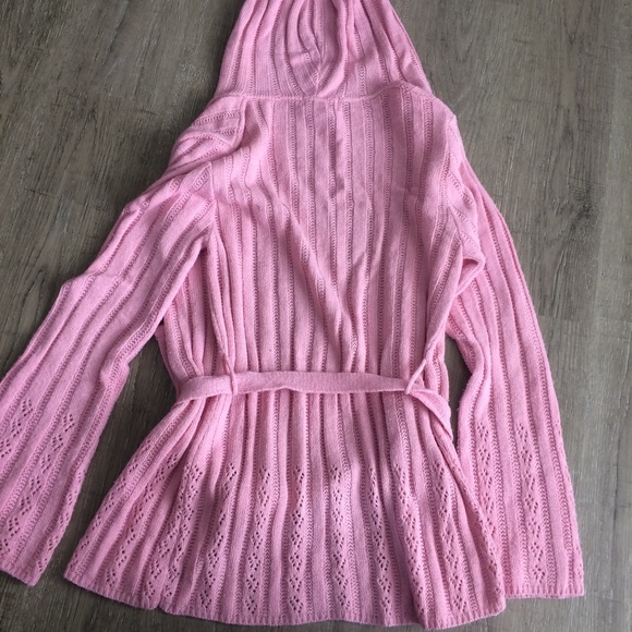 Pink sweater with hoodie - Picture 3 of 3